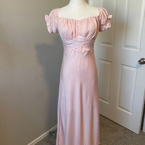 Chic Blush Maxi Dress with Puff Sleeves